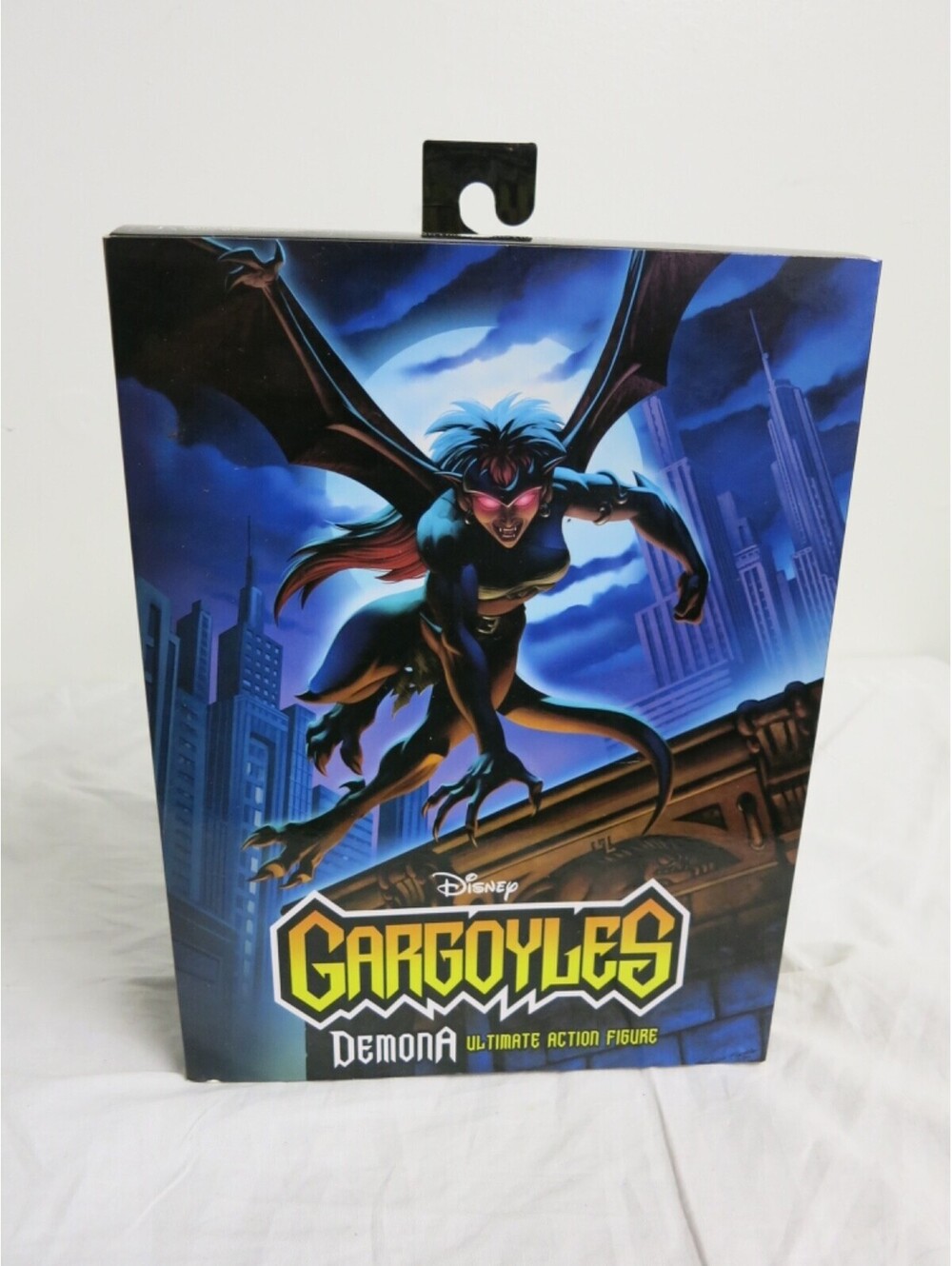 Gargoyles 8" Demona Ultimate Action Figure NECA
